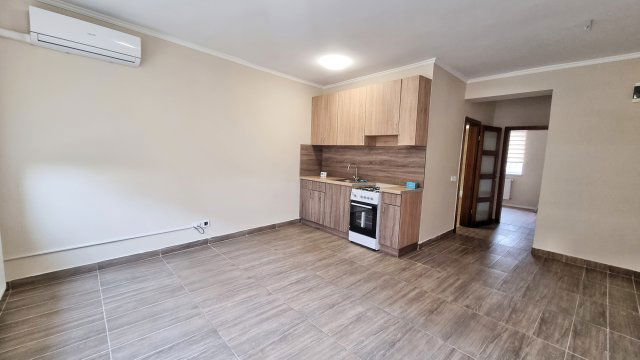 Kiadó téglalakás, albérlet, Nyíregyházán, Virág utcában