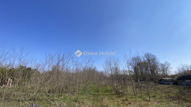 Eladó telek, Tápióbicskén 4.5 M Ft / költözzbe.hu