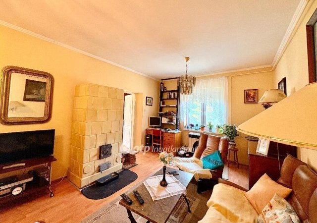 Eladó családi ház, Vámosszabadin 69.5 M Ft, 3 szobás