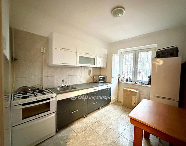 Eladó téglalakás, Miskolcon 32.49 M Ft, 2 szobás