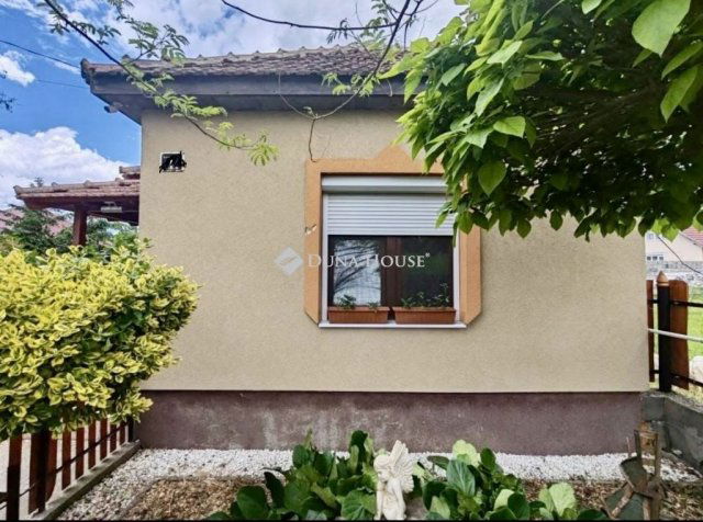 Eladó családi ház, Füzesabonyban 22 M Ft, 3 szobás