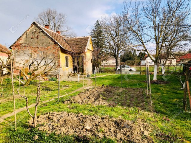 Eladó családi ház, Murakeresztúron 8.9 M Ft, 2 szobás