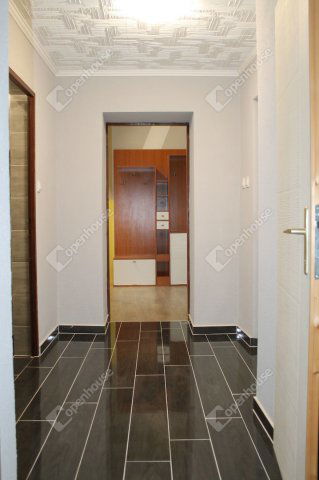 Eladó téglalakás, Csepregen 21.5 M Ft, 2 szobás