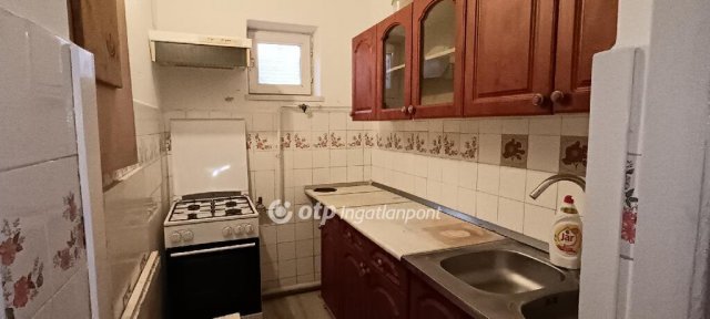 Eladó családi ház, Kiskunlacházán 59 M Ft, 3 szobás