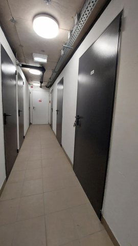 Eladó ipari ingatlan, XIII. kerületben, Sólyatér utcában