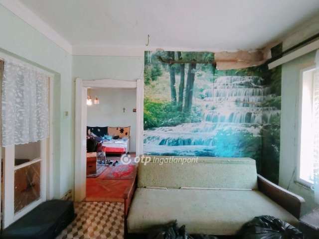 Eladó családi ház, Nemeskeresztúron 8.9 M Ft, 2+1 szobás