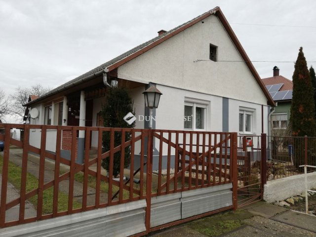 Eladó családi ház, Hejőkeresztúron 48.8 M Ft, 4 szobás