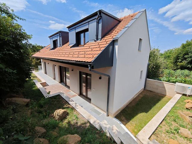 Eladó családi ház, Budapesten, II. kerületben 299 M Ft, 4 szobás