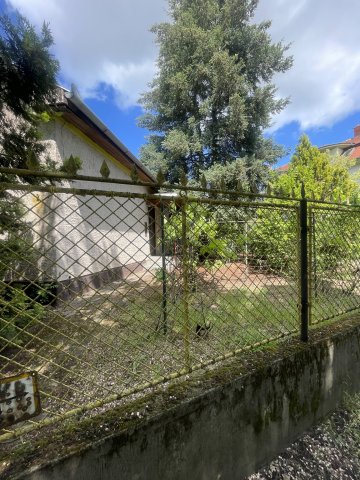 Eladó ikerház, Debrecenben 190 M Ft, 4 szobás