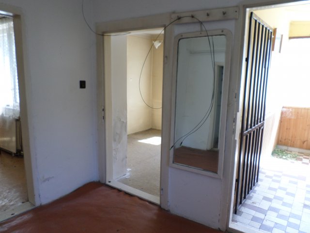 Eladó családi ház, Érden 39 M Ft, 2 szobás