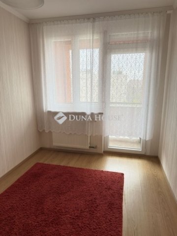 Eladó panellakás, Budapesten, XV. kerületben 75 M Ft, 1 szobás