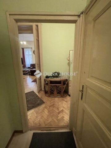 Eladó téglalakás, Budapesten, VI. kerületben 89 M Ft, 2 szobás