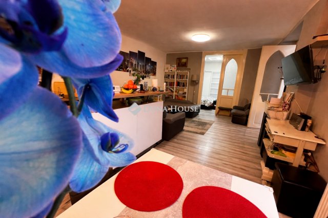 Eladó családi ház, Budapesten, XXII. kerületben, Csap utcában