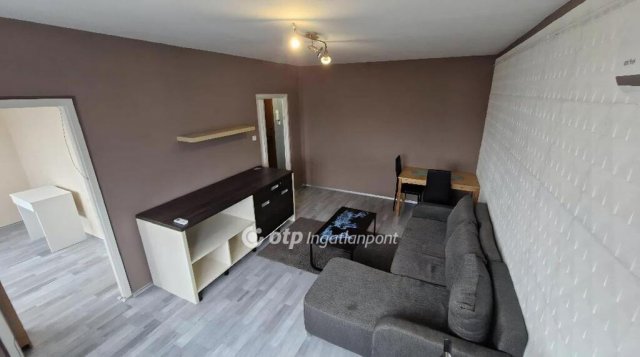 Eladó panellakás, Miskolcon 24.99 M Ft, 1+1 szobás