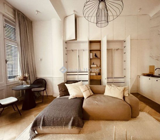 Kiadó téglalakás, albérlet, VI. kerületben, Benczúr utcában