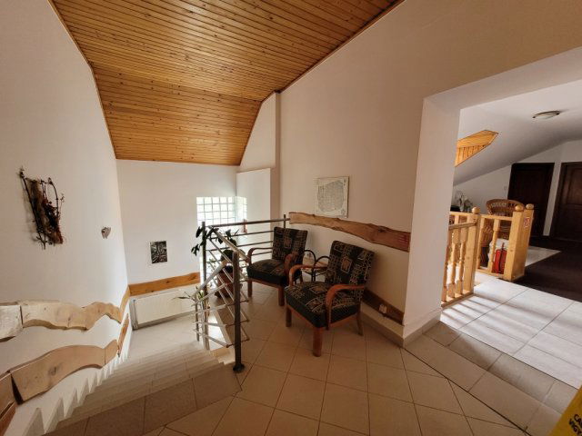 Eladó hotel, Pécsett 650 M Ft, 23 szobás / költözzbe.hu