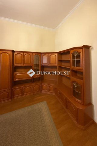 Eladó téglalakás, Budapesten, VII. kerületben 129.9 M Ft