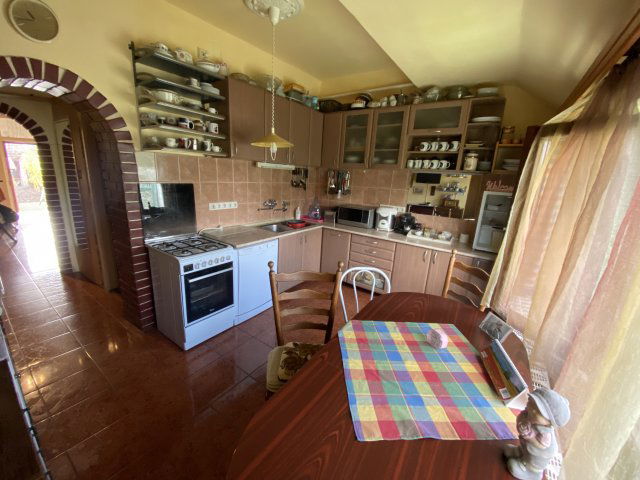 Eladó ikerház, Táton 56 M Ft, 3+1 szobás / költözzbe.hu