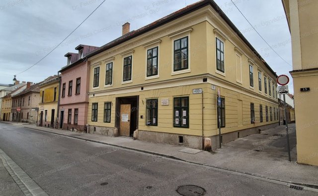 Eladó iroda, Győrött 61.6 M Ft, 2 szobás / költözzbe.hu