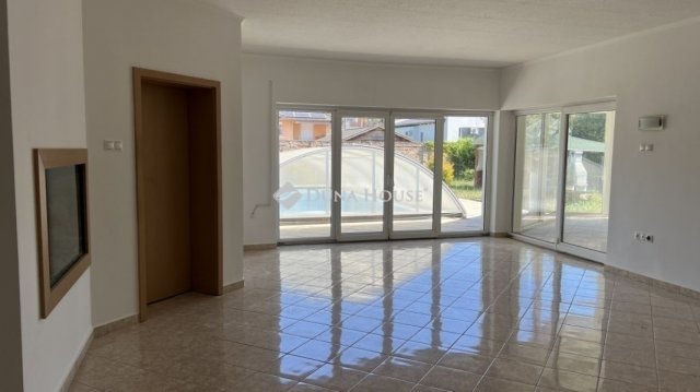 Eladó családi ház, Kozármislenyen 159 M Ft, 6 szobás