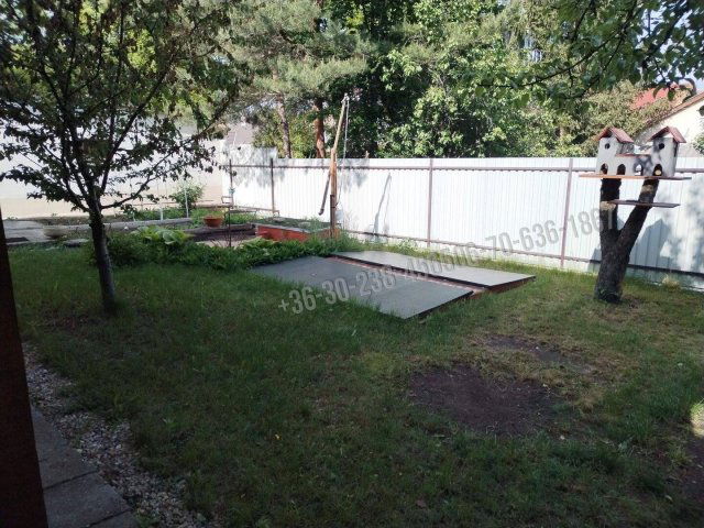 Eladó családi ház, Egerben, Király utcában 74.9 M Ft, 6 szobás