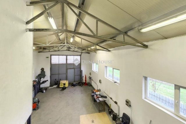 Eladó ipari ingatlan, Nagykőrösön 42.9 M Ft