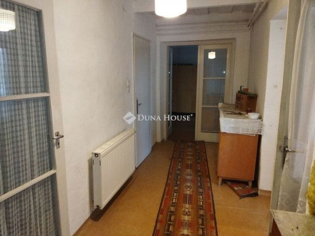 Eladó családi ház, Tápióbicskén 17.5 M Ft, 2 szobás