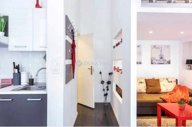 Eladó téglalakás, Budapesten, VII. kerületben 105 M Ft, 2 szobás