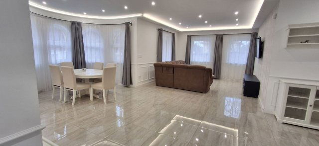 Kiadó családi ház, albérlet, Miskolcon 500 E Ft / hó, 5 szobás