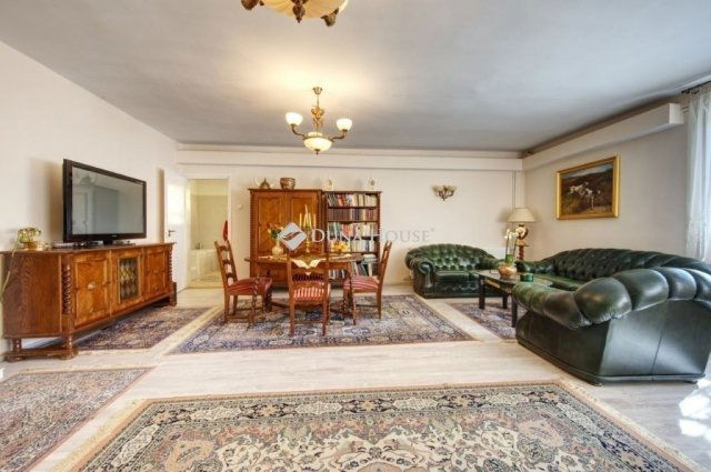 Eladó téglalakás, Budapesten, II. kerületben 162.2 M Ft