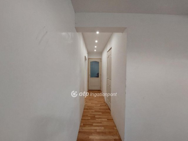 Eladó családi ház, Szegváron 24.9 M Ft, 3 szobás
