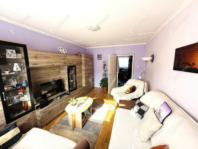 Eladó panellakás, Miskolcon 33.9 M Ft, 2 szobás