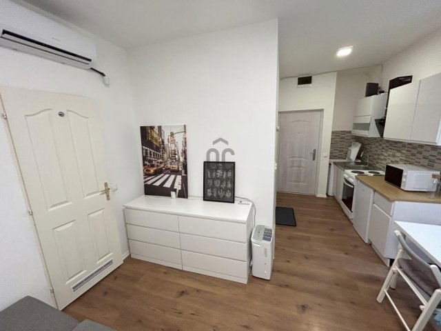 Eladó téglalakás, Budapesten, VIII. kerületben 109.9 M Ft