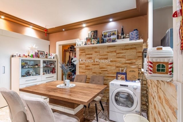 Eladó panellakás, Budapesten, X. kerületben 88 M Ft, 4 szobás