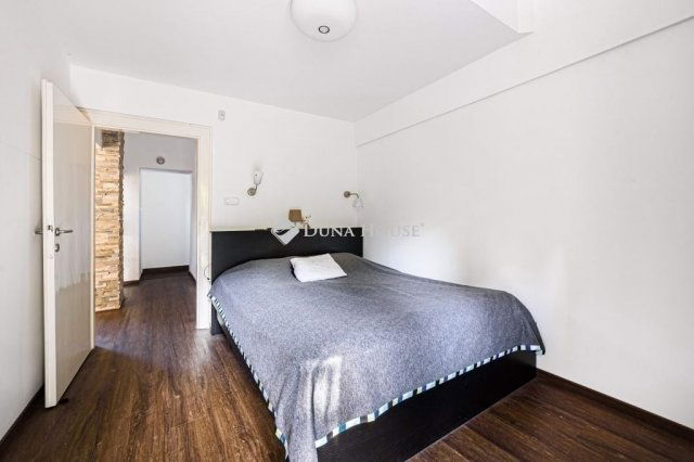 Eladó téglalakás, Budapesten, XII. kerületben 149.9 M Ft