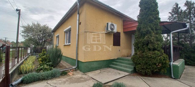 Eladó családi ház, Dunafalván 40 M Ft, 3 szobás