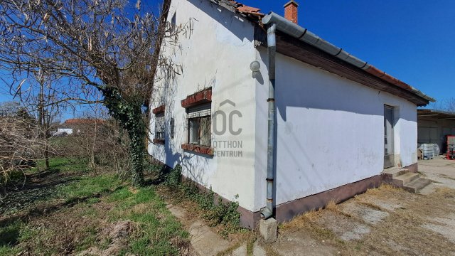 Eladó családi ház, Kecskeméten 46.9 M Ft, 3 szobás