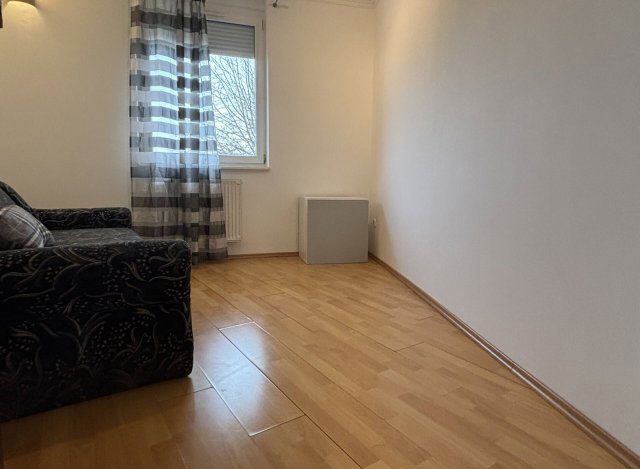 Eladó téglalakás, Tatán 69.99 M Ft, 3 szobás