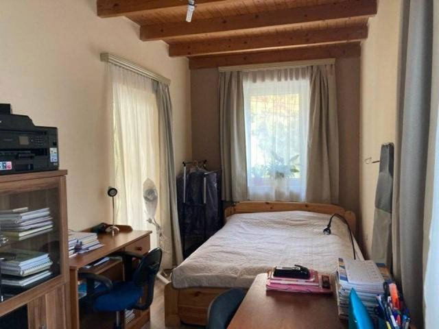 Eladó családi ház, Pécsett 104.9 M Ft, 4 szobás