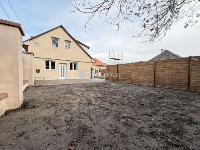 Eladó téglalakás, Budapesten, XX. kerületben 74.9 M Ft, 3 szobás