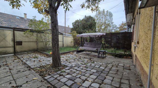Eladó sorház, Budapesten, X. kerületben 39.9 M Ft, 1 szobás