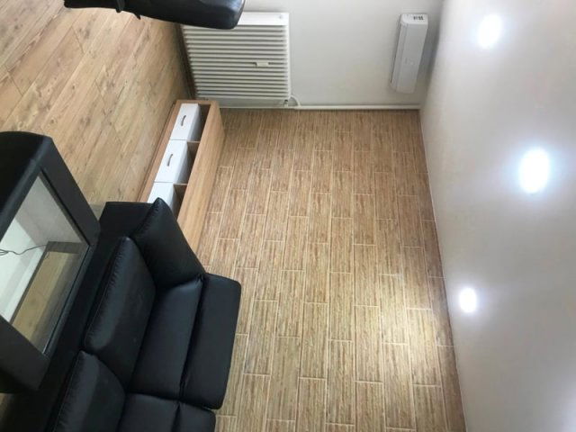 Kiadó panellakás, albérlet, Pécsett 180 E Ft / hó, 2 szobás