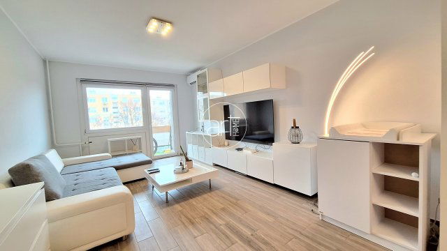 Eladó panellakás, Hódmezővásárhelyen 42.9 M Ft, 2+1 szobás