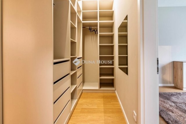 Eladó családi ház, Budapesten, X. kerületben 129.9 M Ft