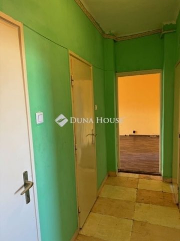 Eladó téglalakás, Debrecenben 45.9 M Ft, 2 szobás