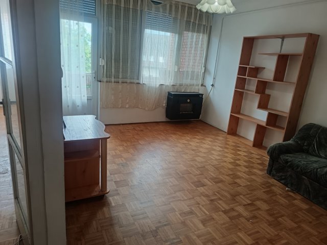 Eladó téglalakás, Nyíregyházán 43 M Ft, 3 szobás
