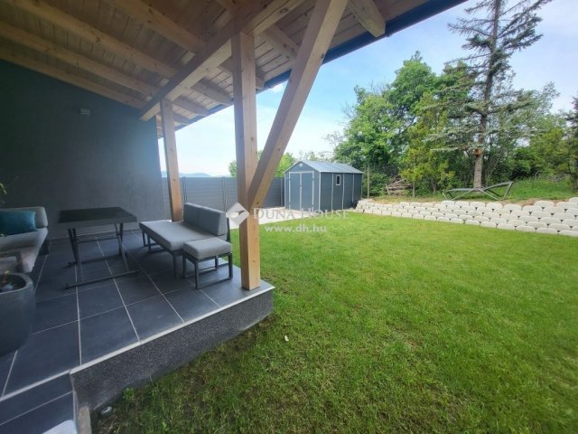 Eladó ikerház, Szentendrén 179 M Ft, 4+1 szobás