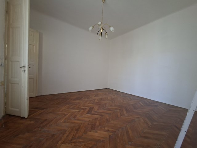 Eladó téglalakás, Budapesten, VI. kerületben 89 M Ft, 2 szobás