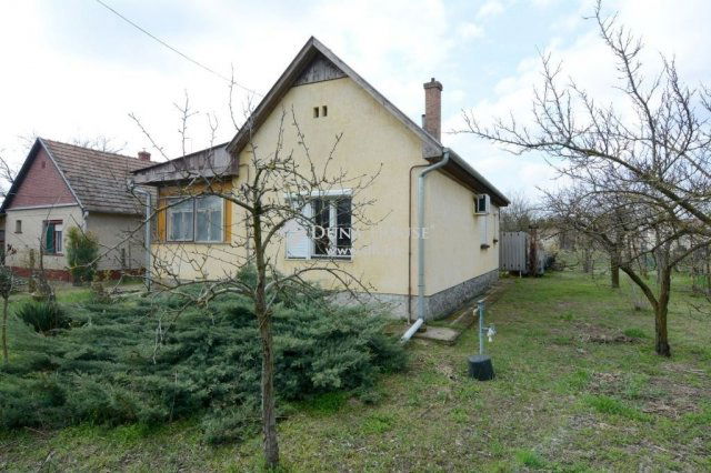 Eladó mezogazdasagi ingatlan, Kecskeméten 29.9 M Ft, 2 szobás