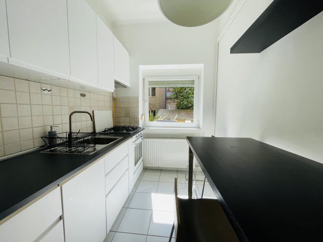 Kiadó téglalakás, albérlet, III. kerületben, Eső utcában